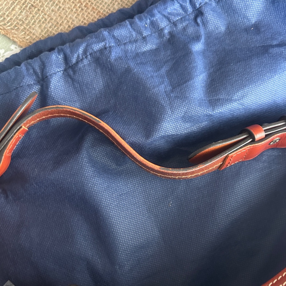 Dooney and Bourke Pebble Hobo - Picture 5 of 14